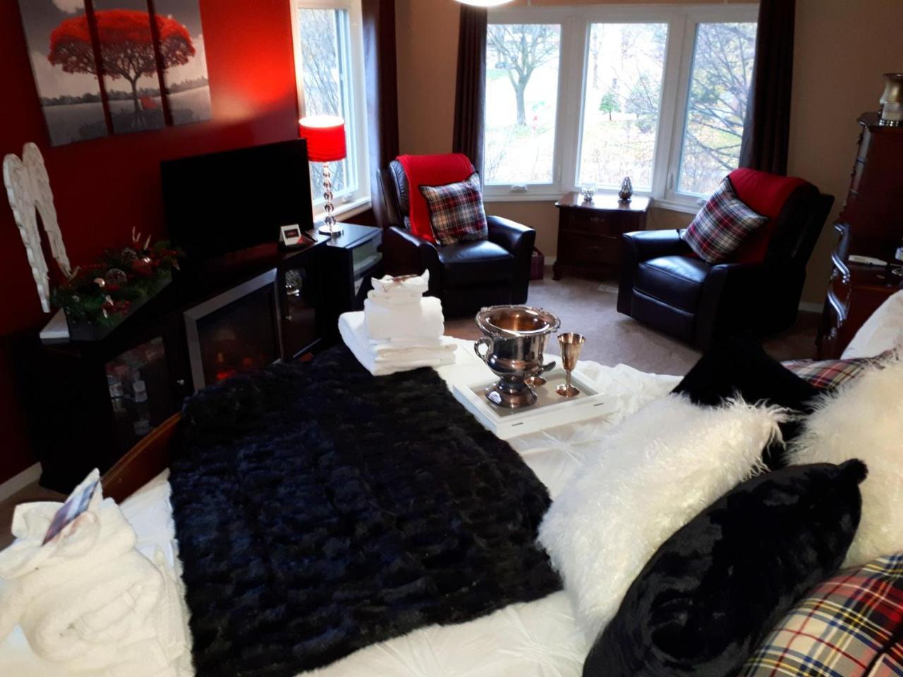 The Tartan House Bed & Breakfast Ajax Eksteriør bilde